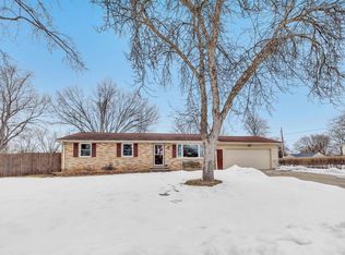 2670 Regina St, Green Bay, WI 54301