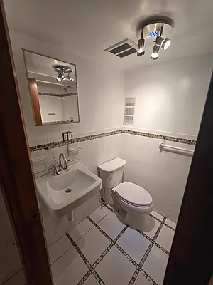 Rented by Aida Home Realty | media 26