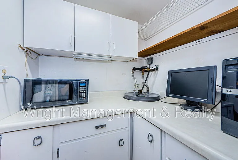 433 S Paula Dr #17 — Photo 7