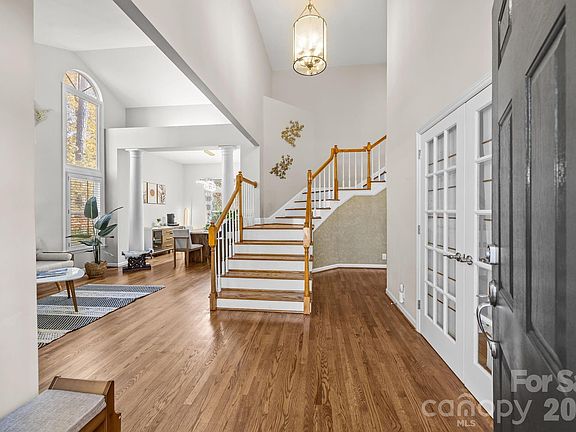 3rd image of 8928 Cumbria Ct