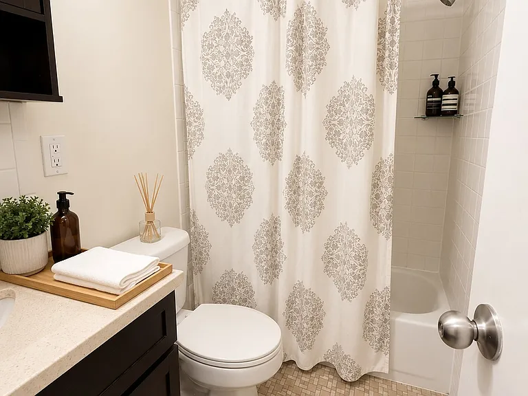 12 Scottfield Rd #B12 — Photo 5