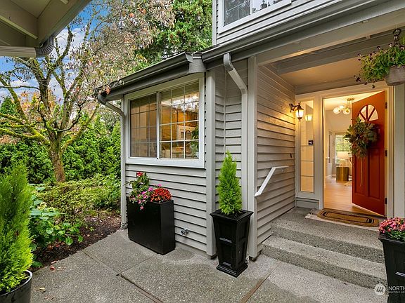 3rd image of 6611 114th Avenue SE