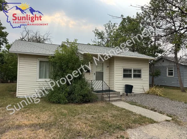 19 4th Ave, Laurel, MT 59044
