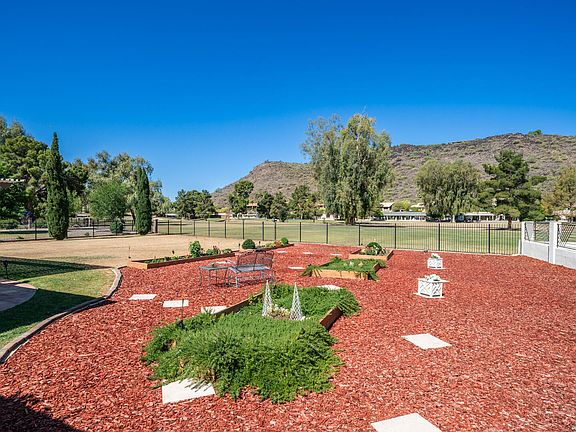 5th image of 854 W MOON VALLEY Drive