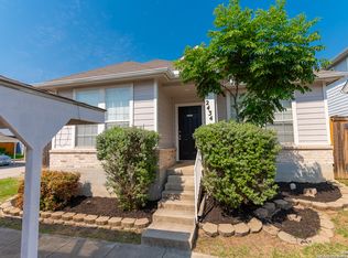 2434 Crown Holw, San Antonio, TX 78251