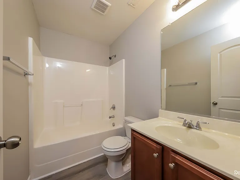 658 Switchback Ct — Photo 14