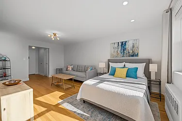 84-09 155th Avenue, #4N