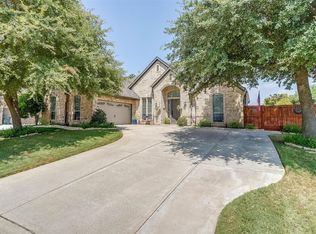 1302 Fox Ln, Mansfield, TX 76063