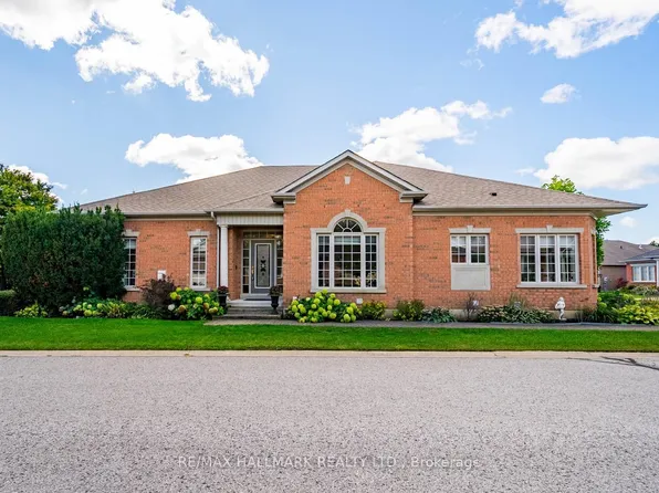 10 Vardon Gate, Whitchurch Stouffville, ON L4A 1R7