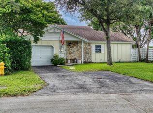 15012 SW 143rd Pl, Miami, FL 33186