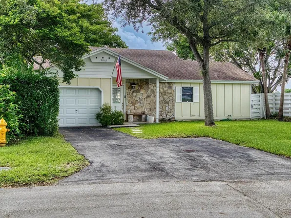 15012 SW 143rd Place, Miami, FL 33186