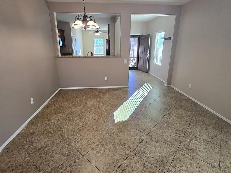 10826 W Avenida Del Rey — Photo 17