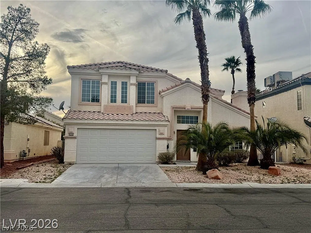 3 bed, 2.5 bath, 2280 sqft, $2,350 — Photo 1