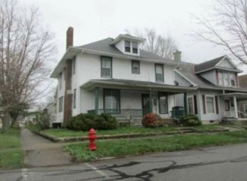 732 N Perkins St photo 1