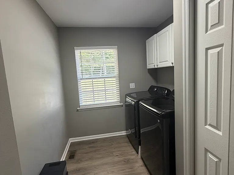 N Ridge Dr — Photo 9