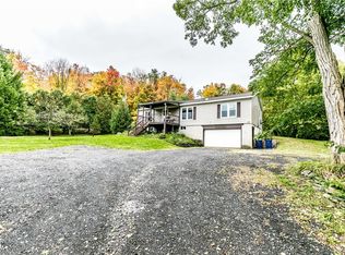 2040 Collins Rd, La Fayette, NY 13084