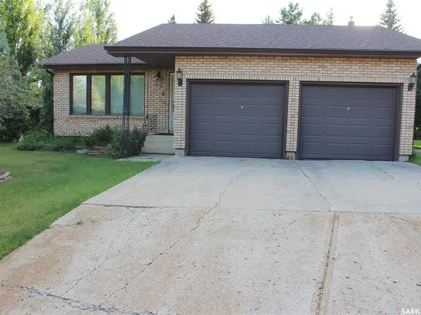 23 Larmour BAY, Yorkton, SK S3N 3M1
