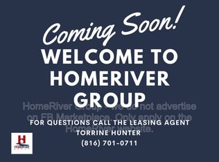 1403 8th Ter, Oak Grove, MO 64075