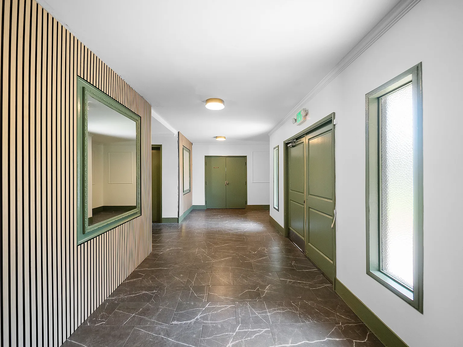 605 San Vicente #202 — Photo 4