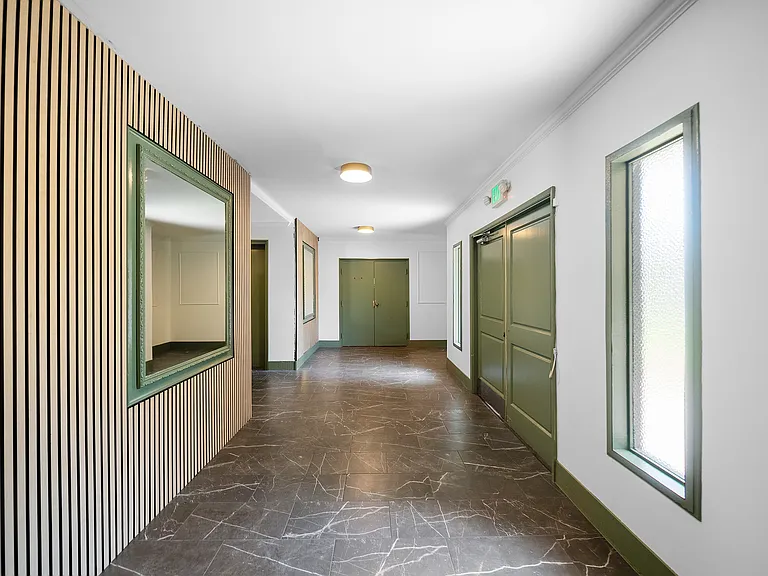 605 San Vicente #202 — Photo 4