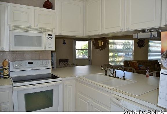 5th image of 23 Silk Oaks Dr
