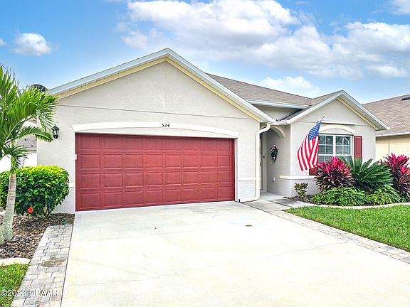 3rd image of 524 White Coral Ln