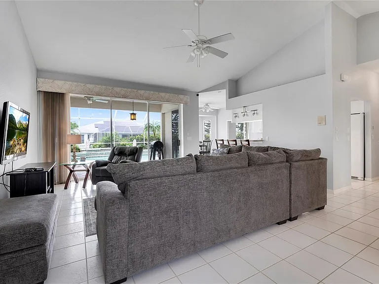 23420 Peachland Blvd — Photo 2