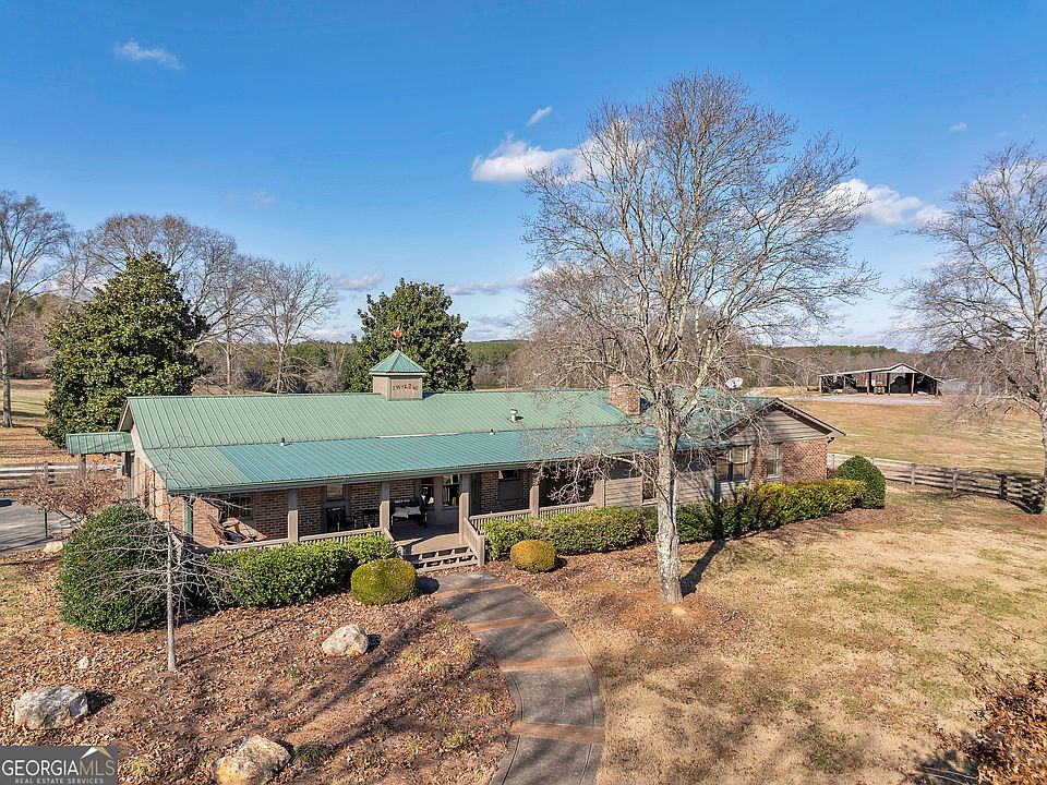1st image of 785 Stewart Rd