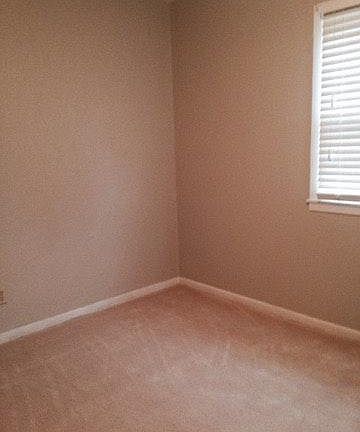 3rd image of 739 N 82nd Ter