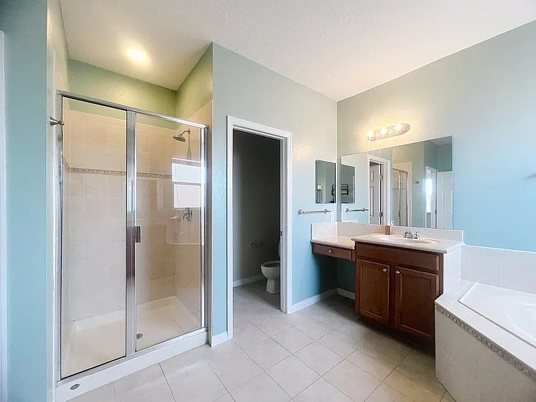 1476 Lexington Ave — Photo 18