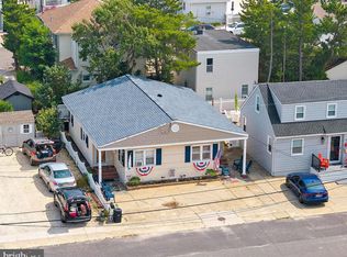 131-133 E Delaware Ave, Brant Beach, NJ