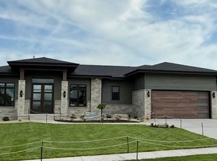1102 Moll Dr, Waunakee, WI 53597