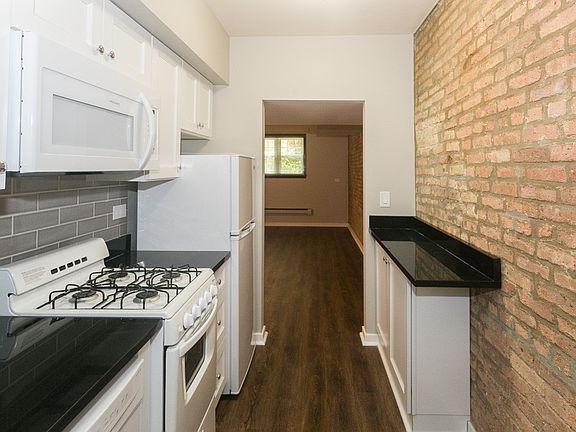 5th image of 4878 N Magnolia Ave #G