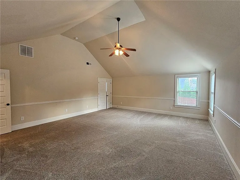 1550 Horseshoe Creek Ln — Photo 20