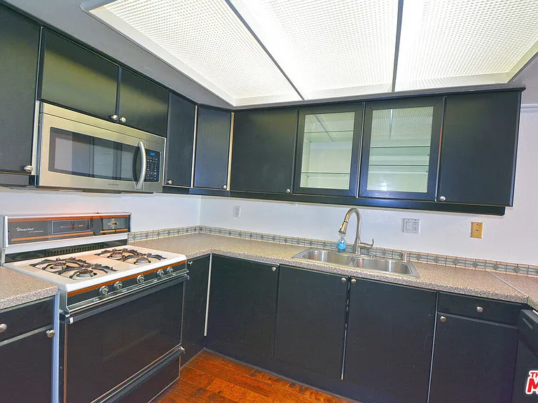 618 N Howard St #241 — Photo 12
