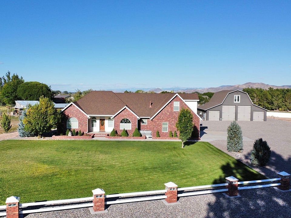 390 W 100 S, Central Valley, UT 84754 MLS 23245354 Zillow