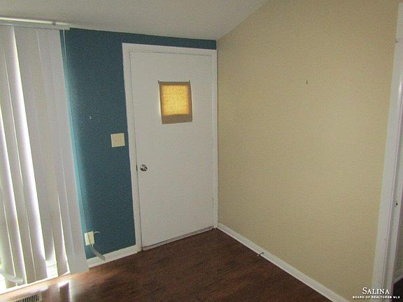 5th image of 1117 Flint St