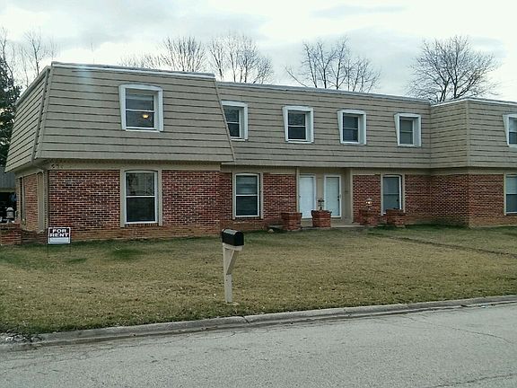 Exterior - end unit on left