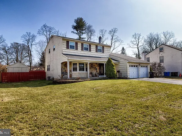 144 Jacqueline Ave, Delran, NJ 08075