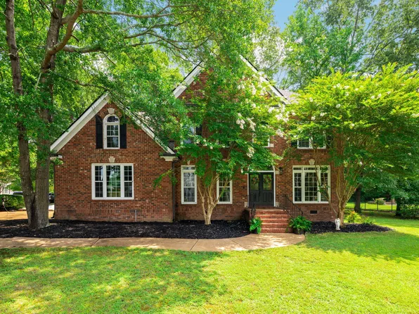 6724 Saint Clair Way, Hixson, TN 37343