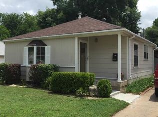 303 E Kelly Ave, Augusta, KS 67010