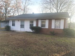 5 Kildare Pl, Asheville, NC 28806