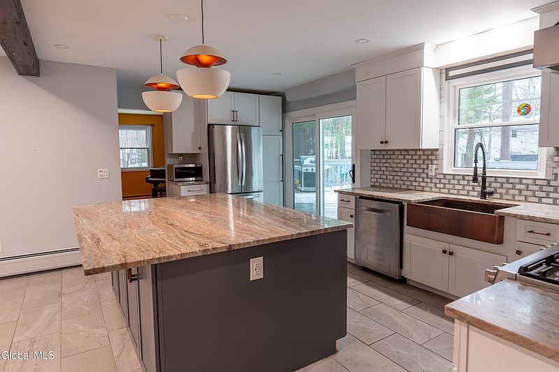 3rd image of 7 Morningside Drive