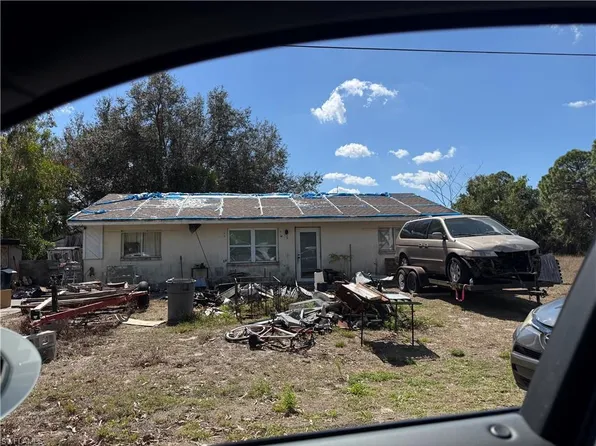 3203 28th ST SW, LEHIGH ACRES, FL 33976