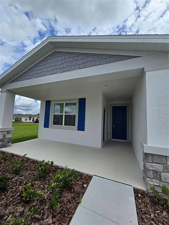 3 bed, 2.0 bath, 2150 sqft, $2,100 — Photo 2