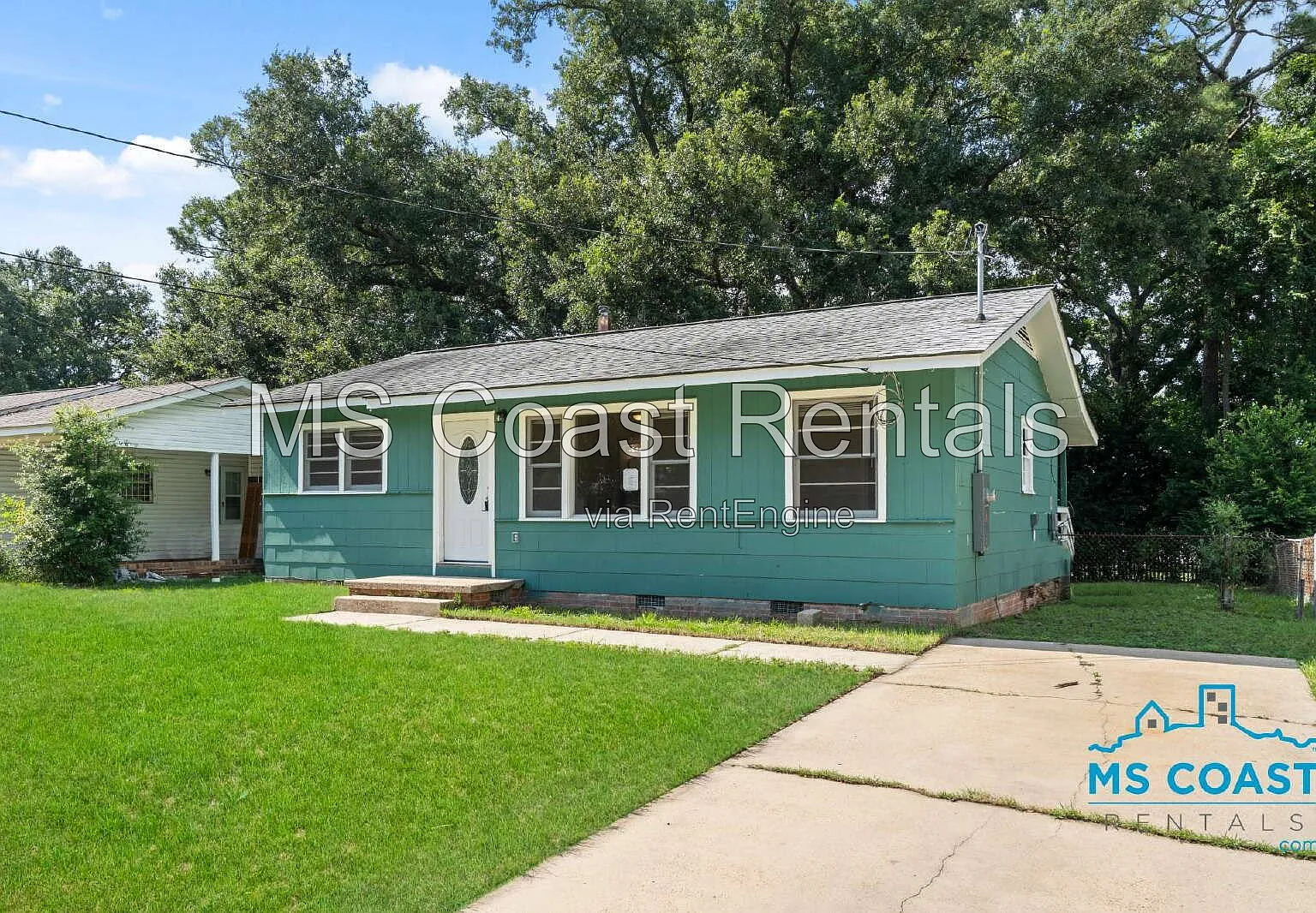 3 bed, 1.0 bath, 1034 sqft, $1,349 — Photo 2