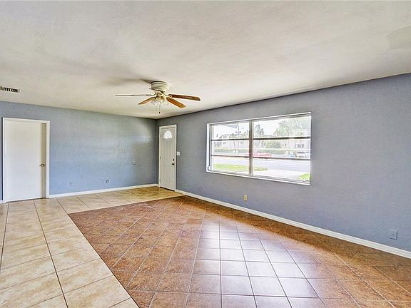 5th image of 11673 Park Blvd