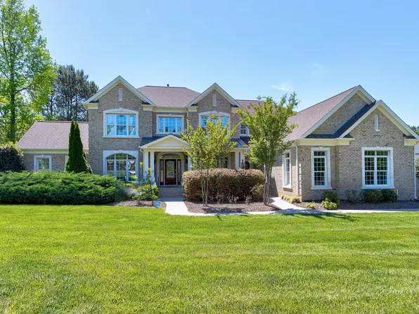 4001 Belmont Forest Way, Raleigh, NC 27606