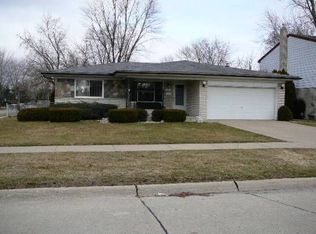 30980 Avondale Dr, Madison Heights, MI