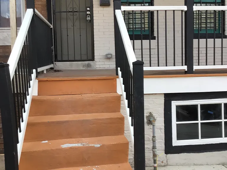 2329 Druid Hill Ave — Photo 2